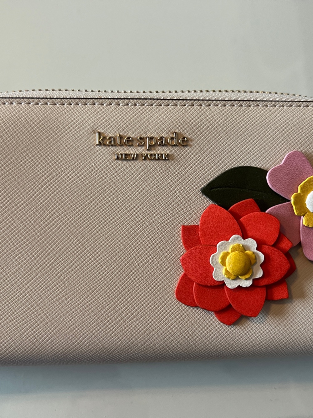 kate spade Light Pink Floral Appliqué Zip Wallet with Red and Pink Flowers